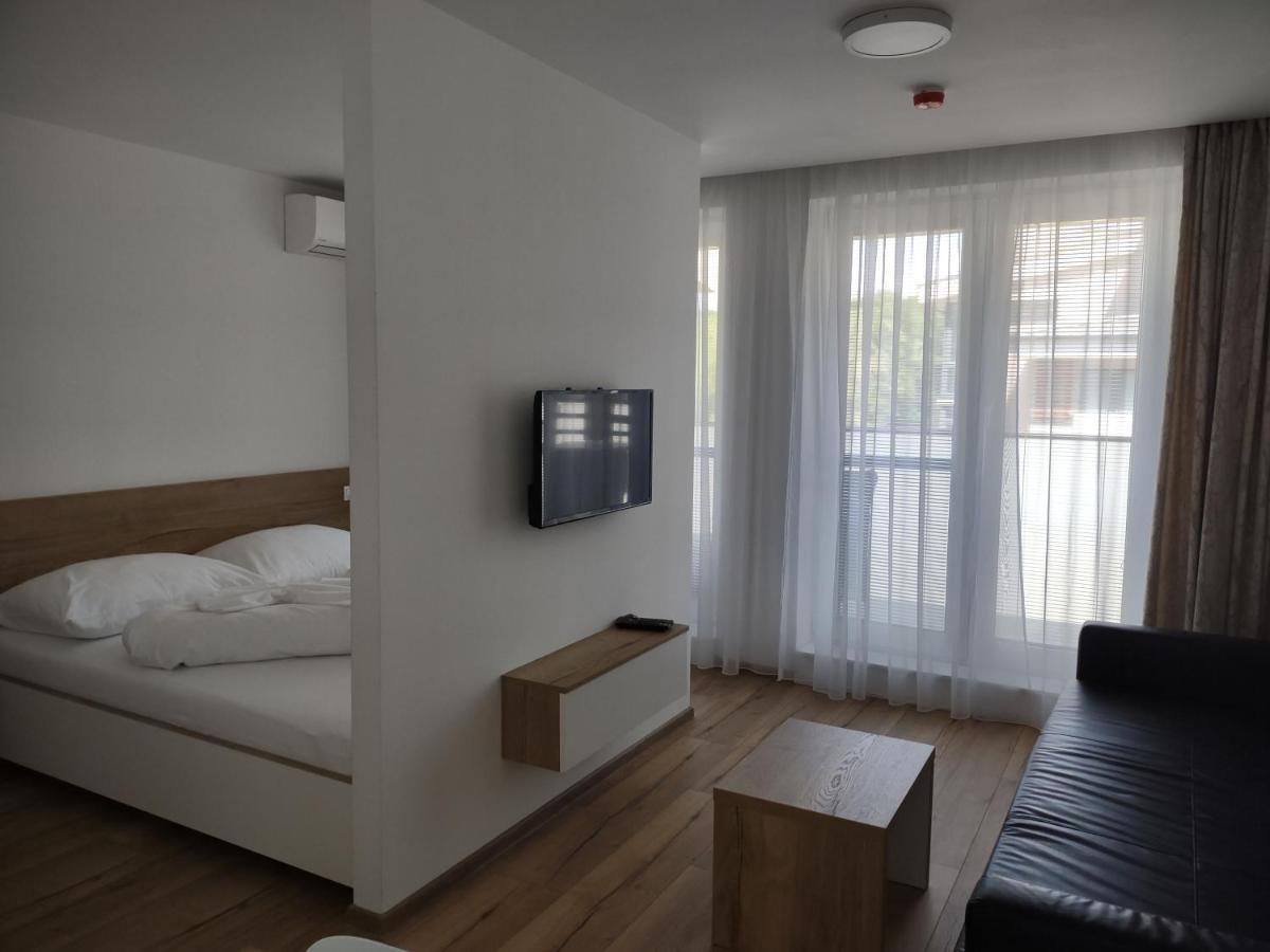 Apartman Kyjev Podhájska Eksteriør billede