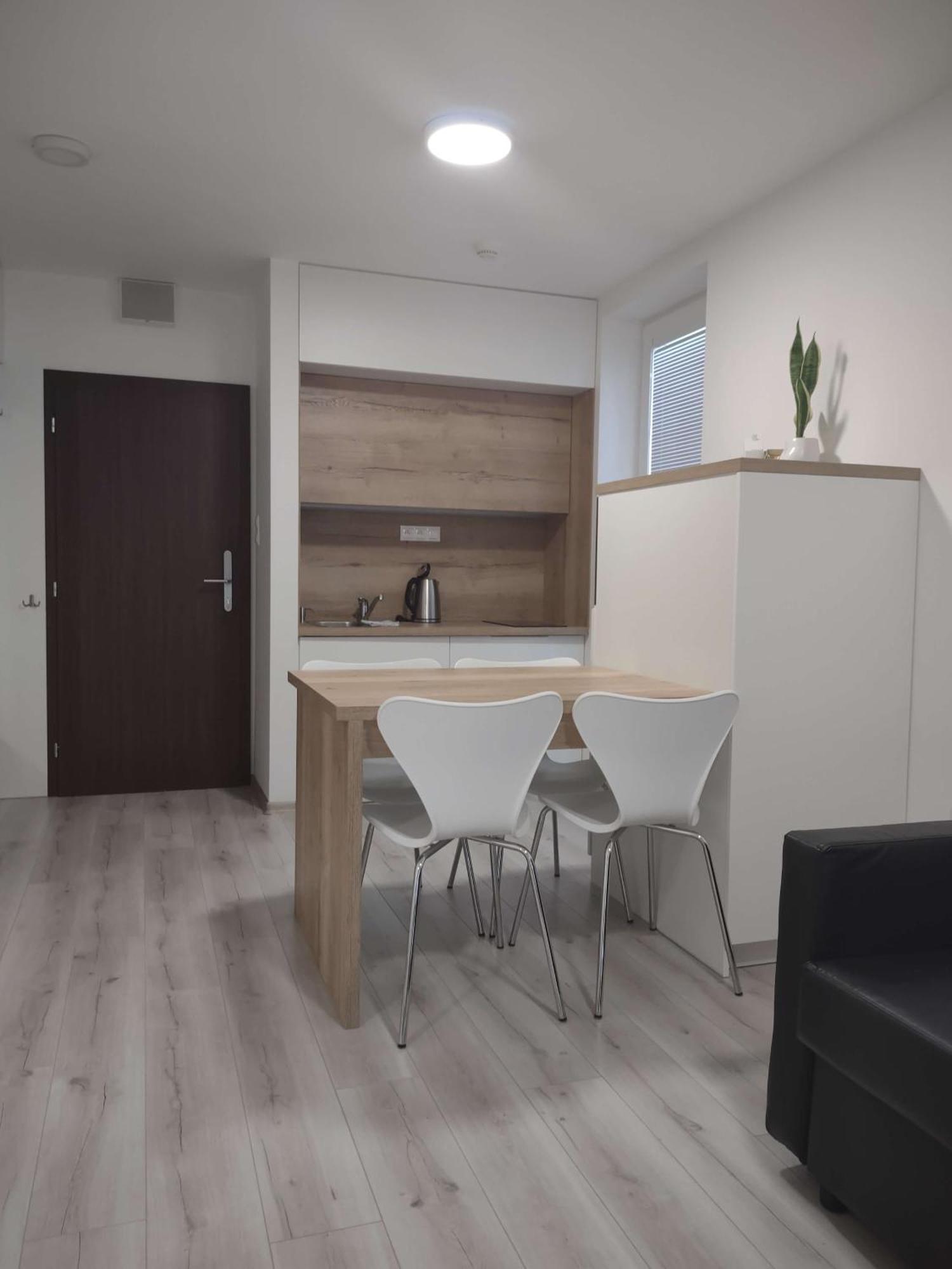 Apartman Kyjev Podhájska Eksteriør billede